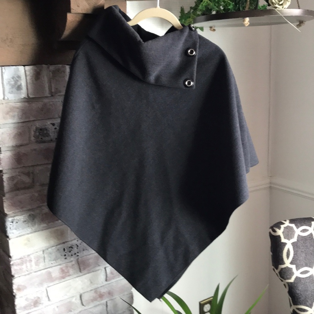 Pullover cape that was purchased in Europe, NWOT